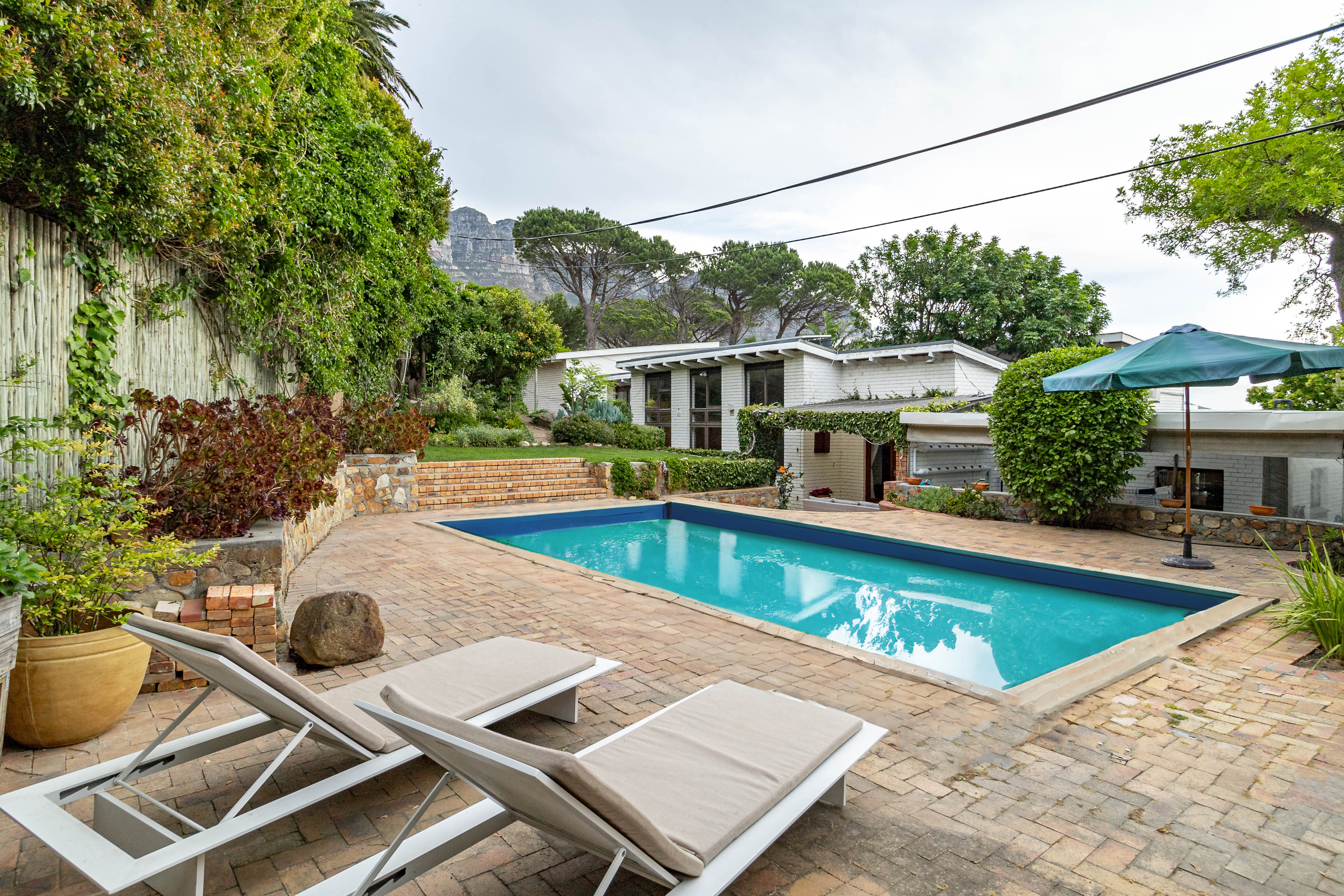 5 Bedroom Property for Sale in Camps Bay Western Cape